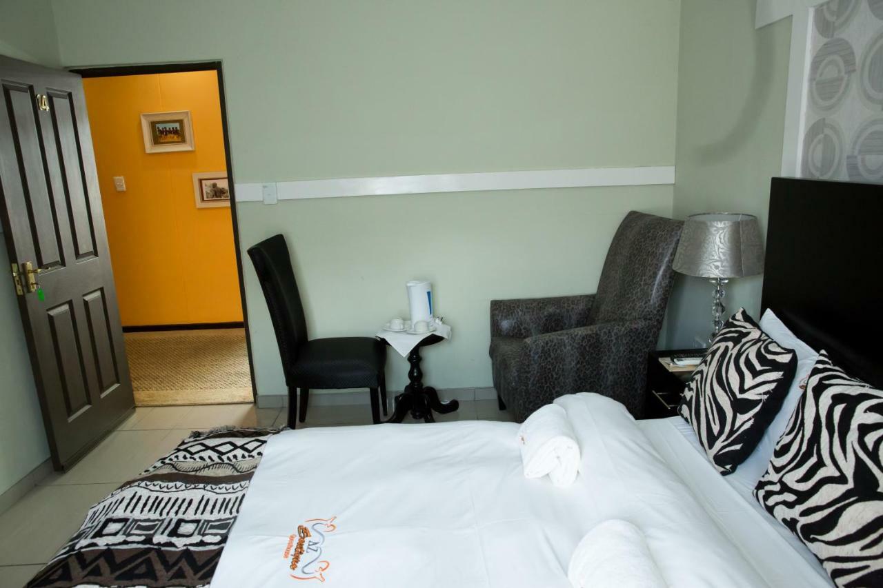 A-Z Boutique Guesthouse วินด์ฮุก ภายนอก รูปภาพ